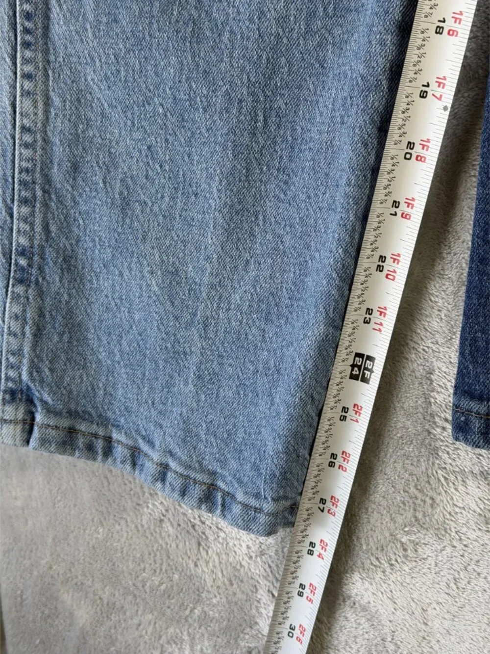 WRANGLER Jeans Mens 34x30 Blue Denim Straight Leg Classic Fit 2 Pair Lot - Picture 2 of 9